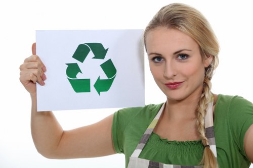 Efficient sorting and recycling process in flat clearance